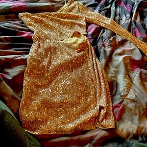 Beautiful gold dress. Like brand new only wore once